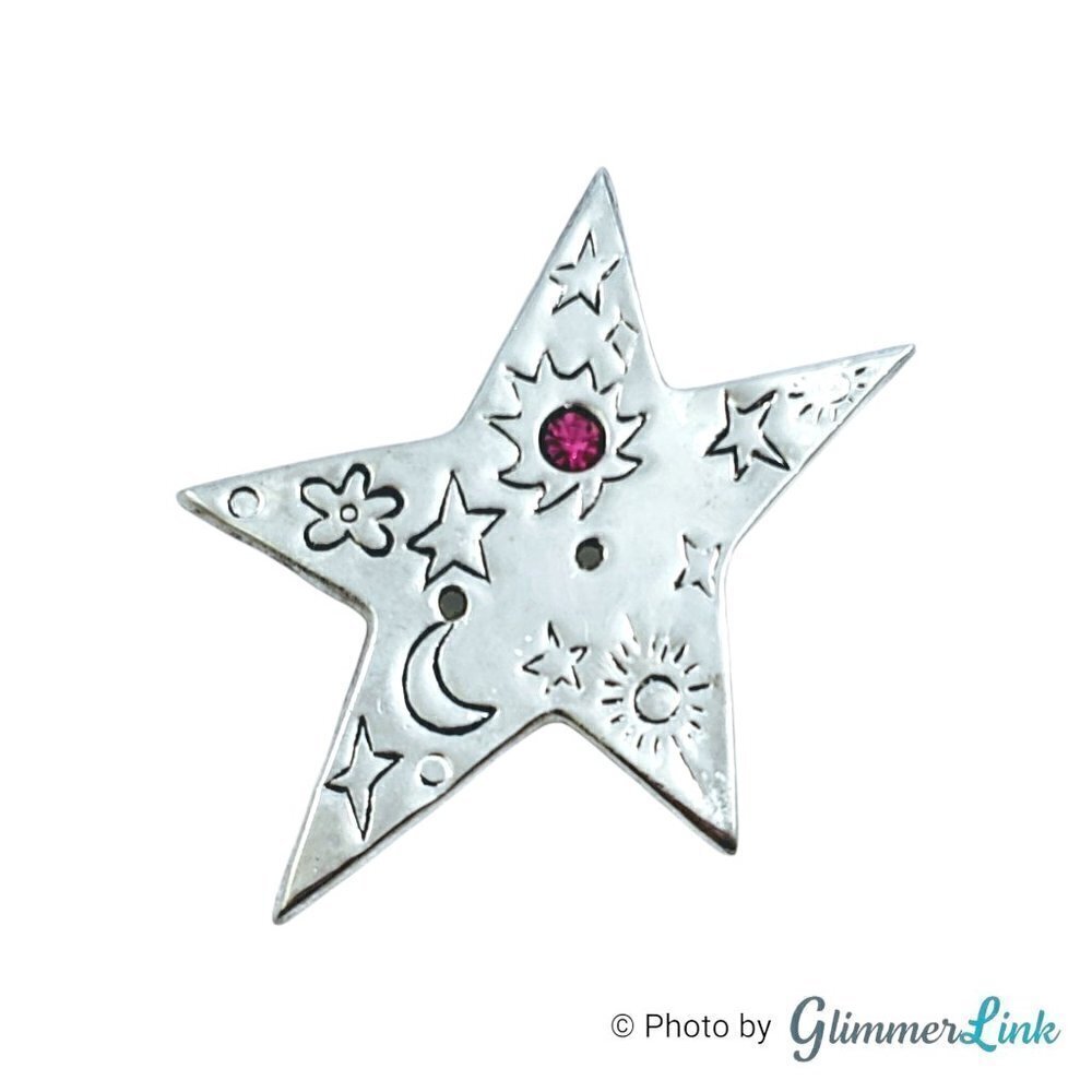 Shiny Sky Etched Star Shaped Silver Tone Brooch